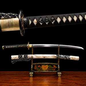 Katana Hayate (1060-as Szénacél Valódi Hamonnal)