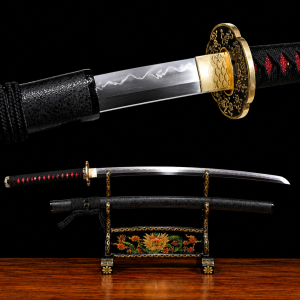 Katana Mikazuki (T8 Acél Valódi Gunome Hamonnal és Rája-bőrrel)