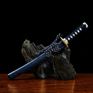 Tanto Isumi (Acél T10 con Tsuba Placcata Oro)
